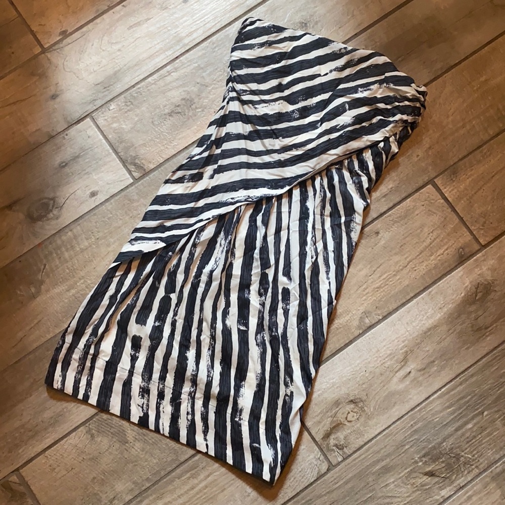 Striped Black and White Strapless Summer Dress